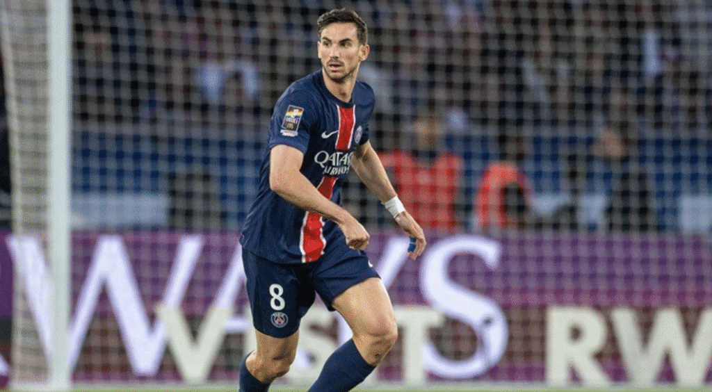 Fabian Ruiz Sắp Lập Kỷ Lục Với 10 Danh Hiệu Trong 2 Năm